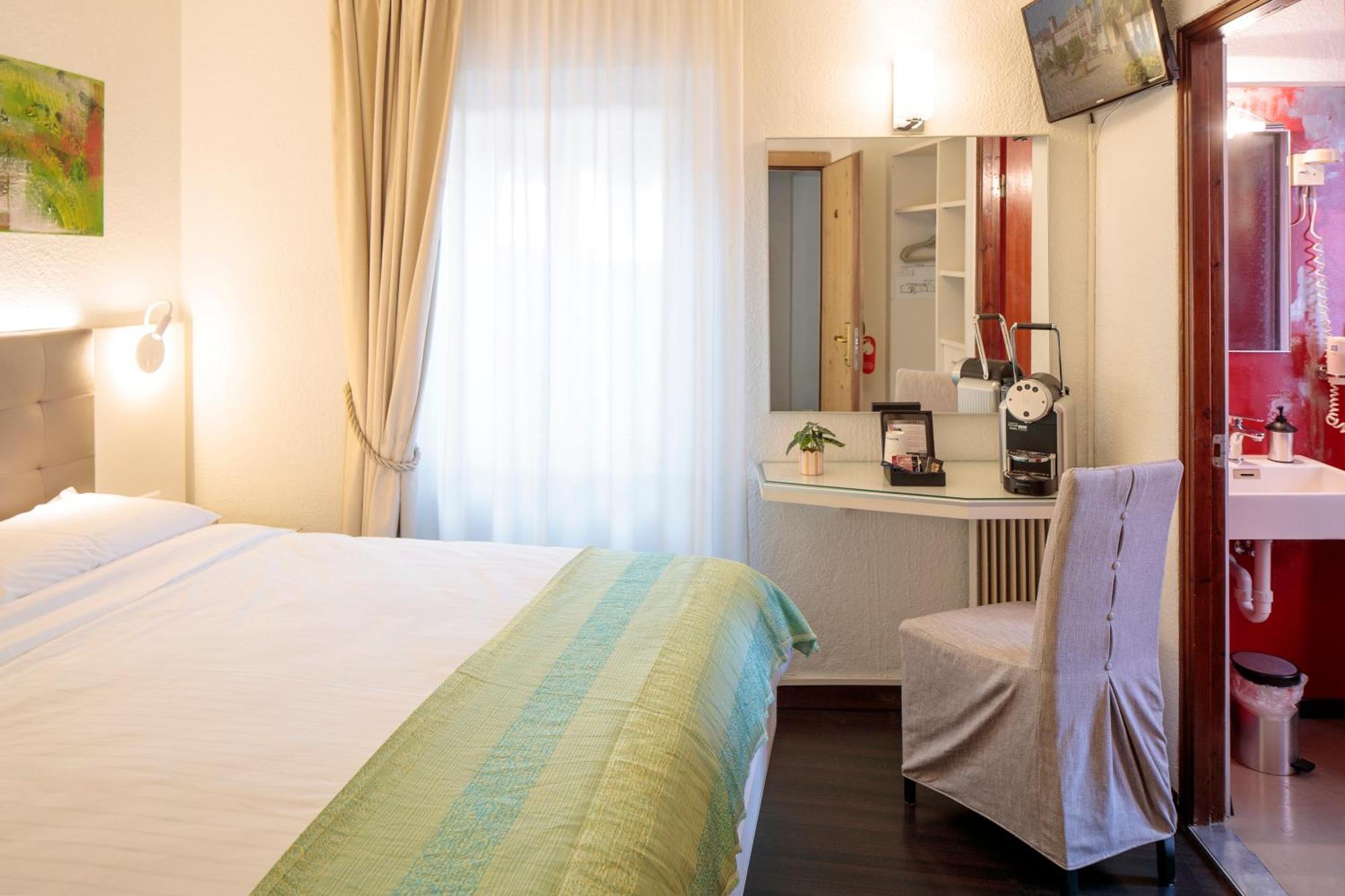 Hotel America Локарно Екстериор снимка