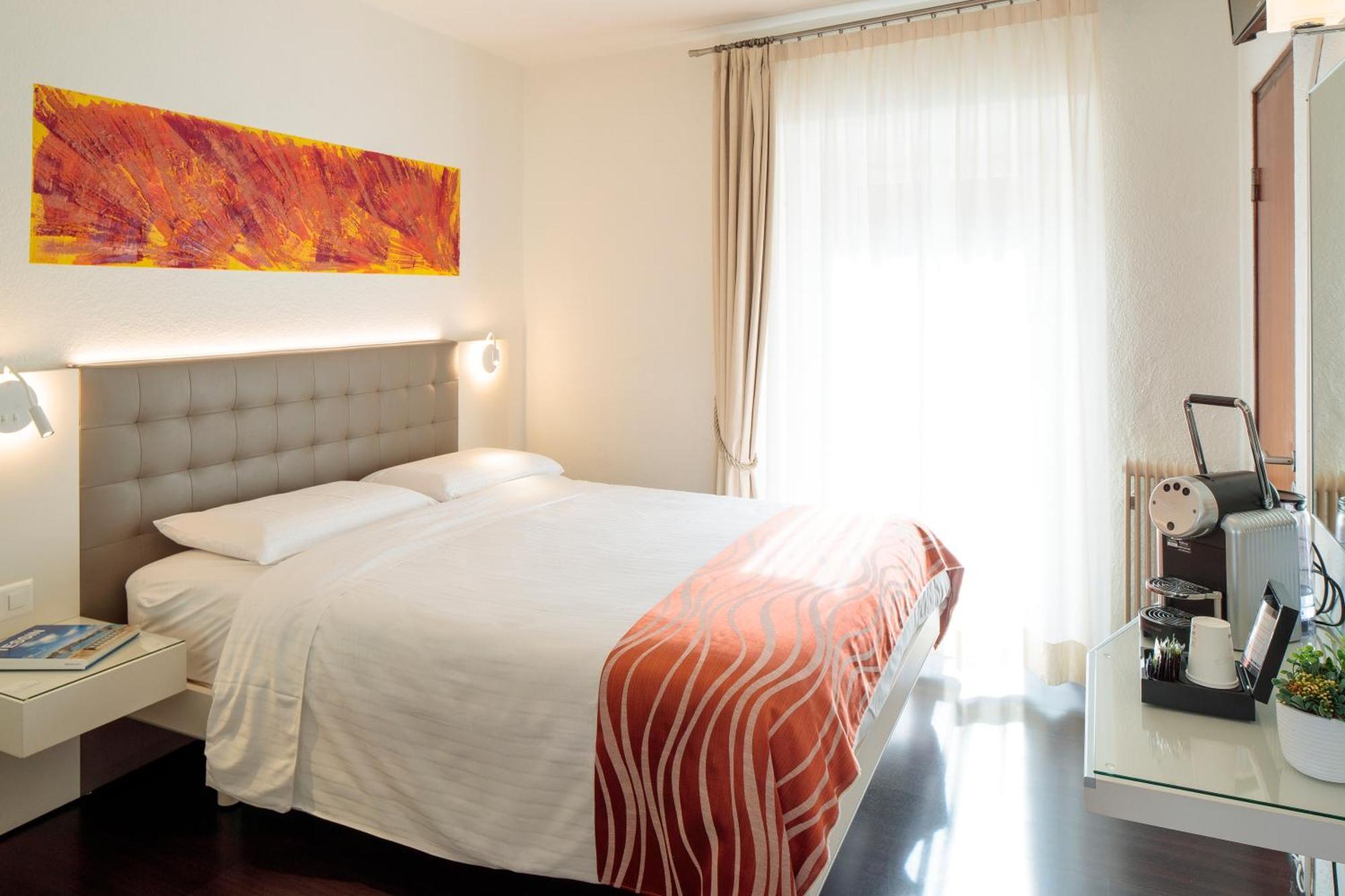 Hotel America Локарно Екстериор снимка