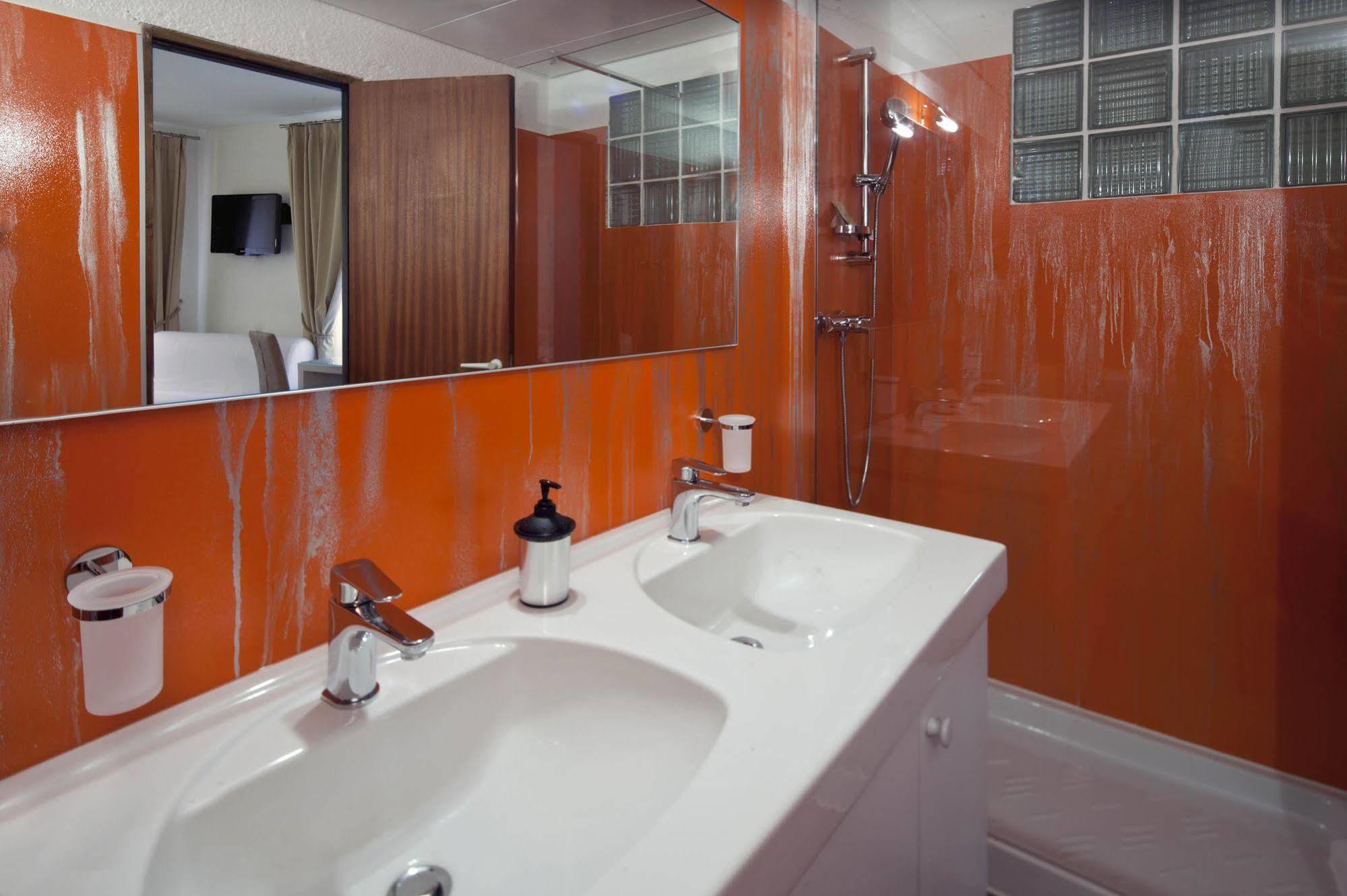 Hotel America Локарно Екстериор снимка
